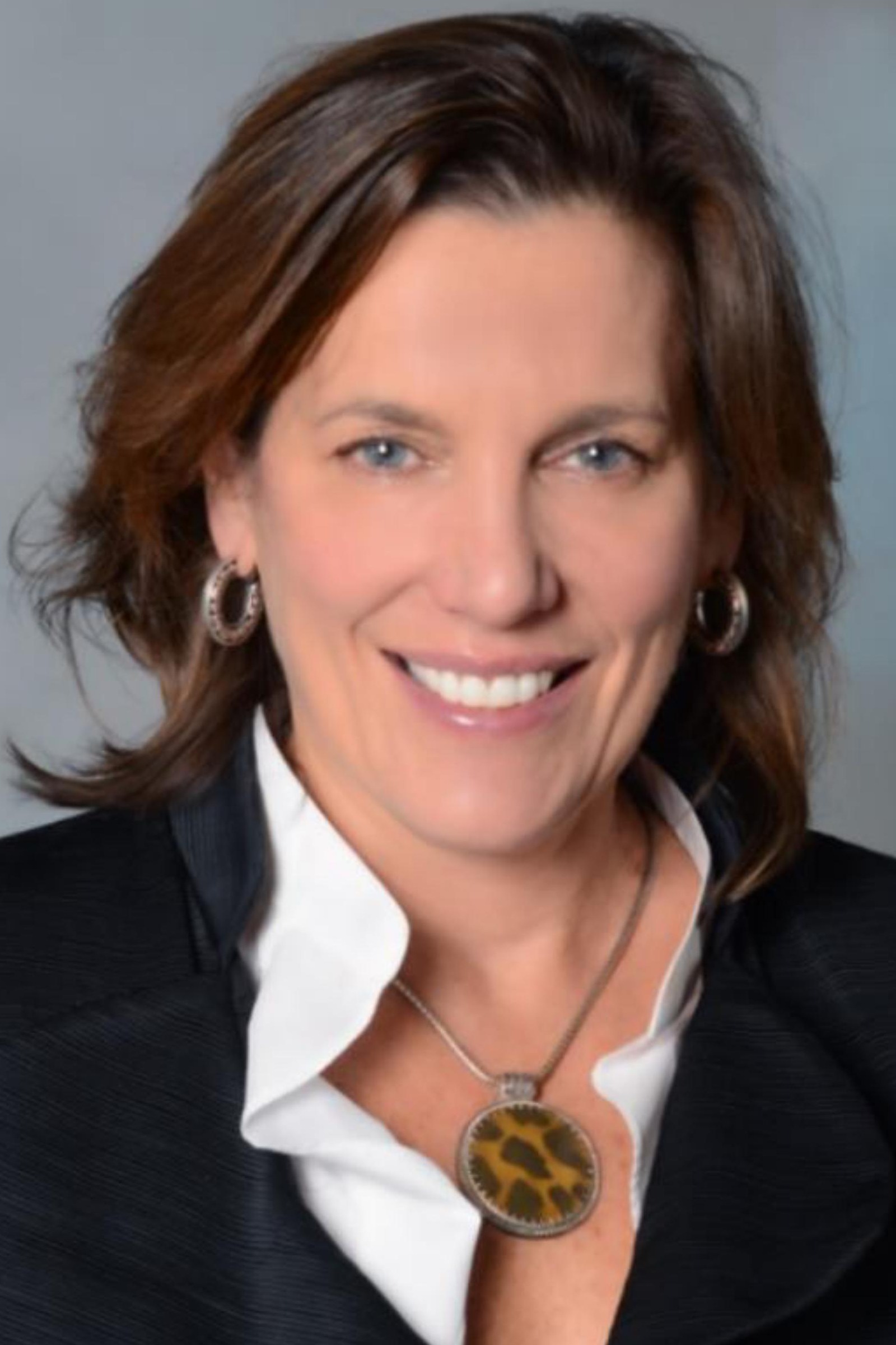 Maura Hammick, Real Estate Agent Newport Coldwell Banker Realty