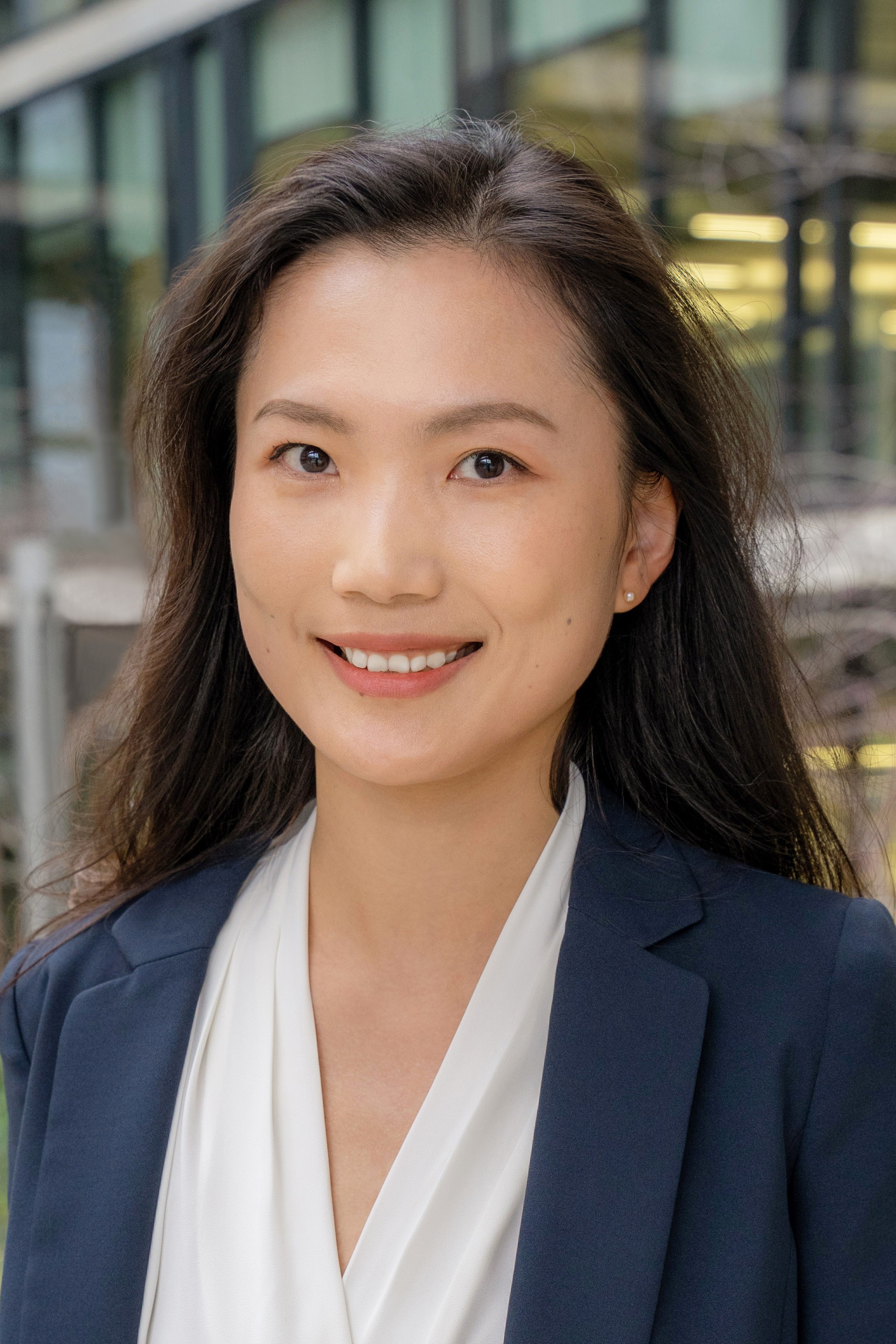 iris-wu-real-estate-agent-pacific-beach-coldwell-banker-realty