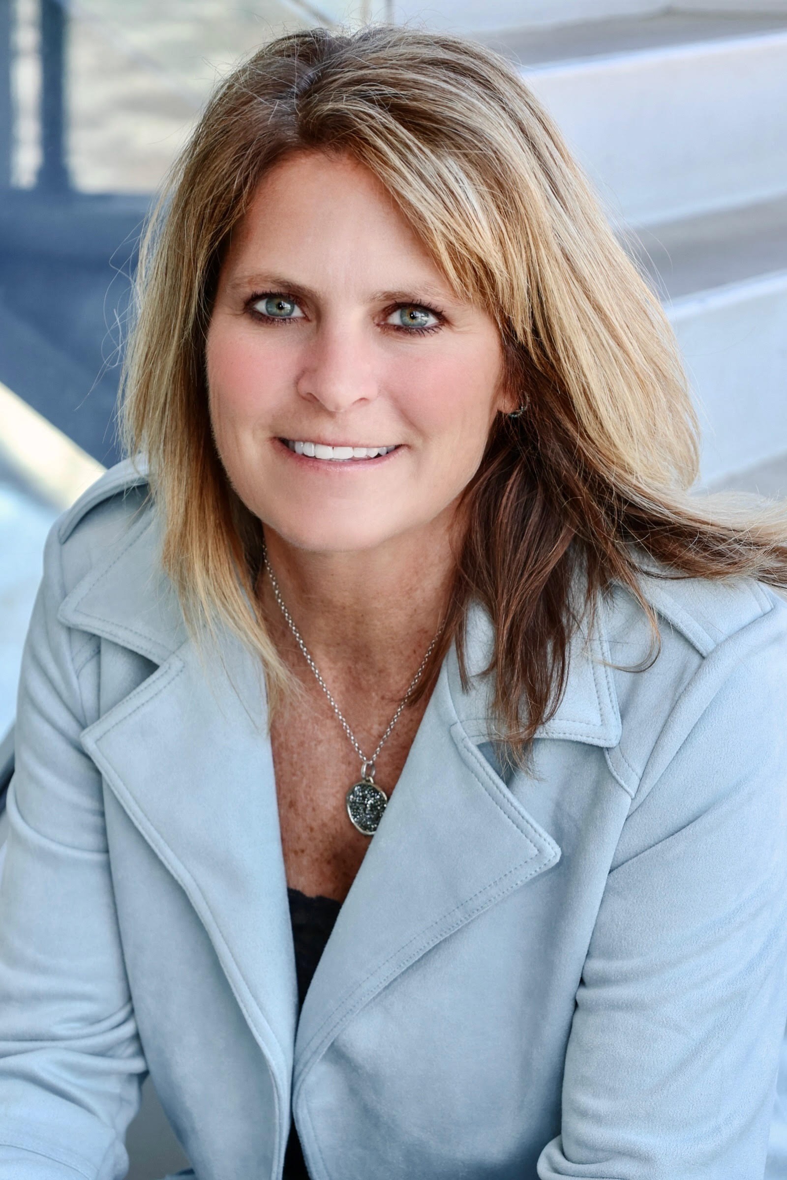 Kerri Cavanaugh, Real Estate Agent Bedford, NH Coldwell Banker Realty