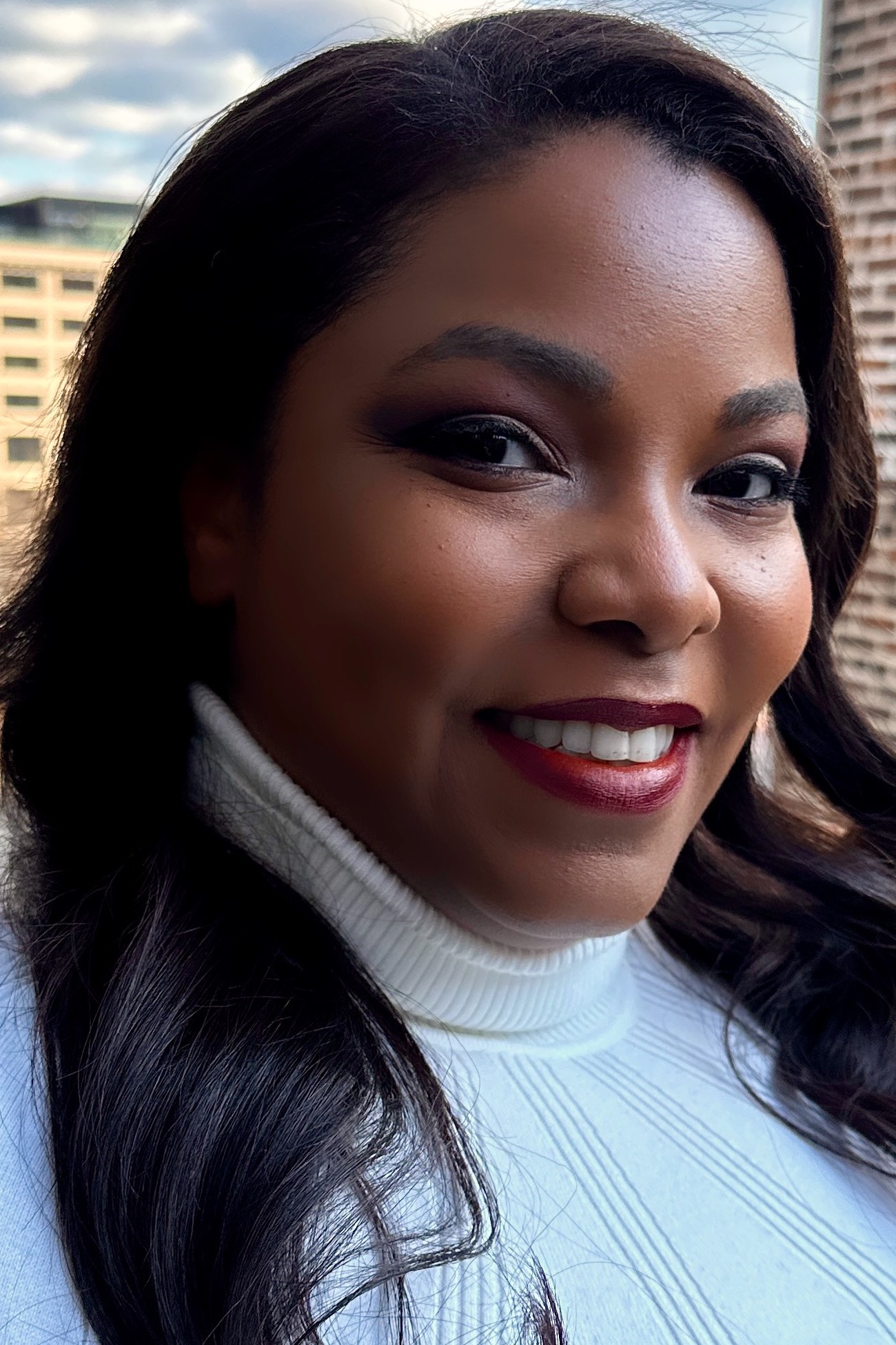 Leslie Oliver, Real Estate Agent Fort Lee Coldwell Banker Realty