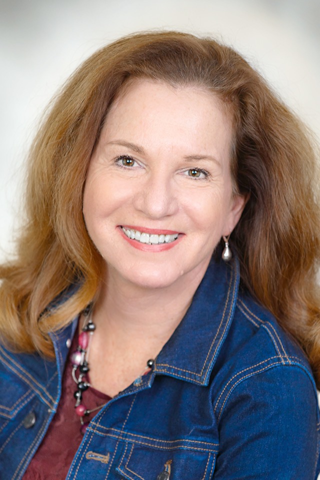 Nadine Bacon, Real Estate Agent Defuniak Springs Coldwell Banker Realty