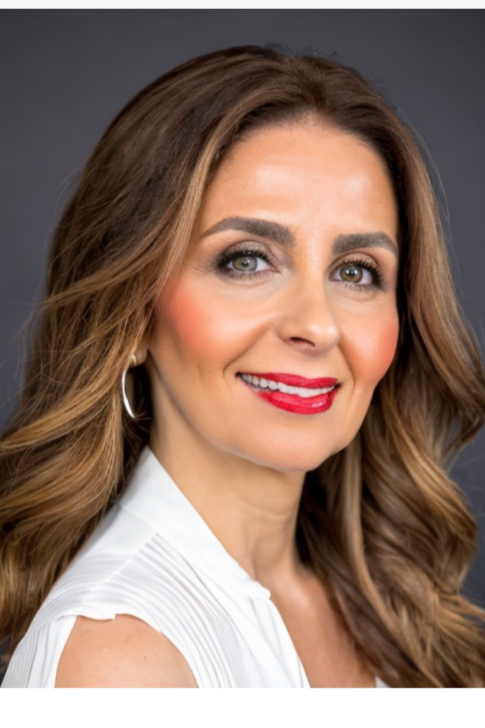Nazanin Minouei, Real Estate Agent Irvine Coldwell Banker Realty