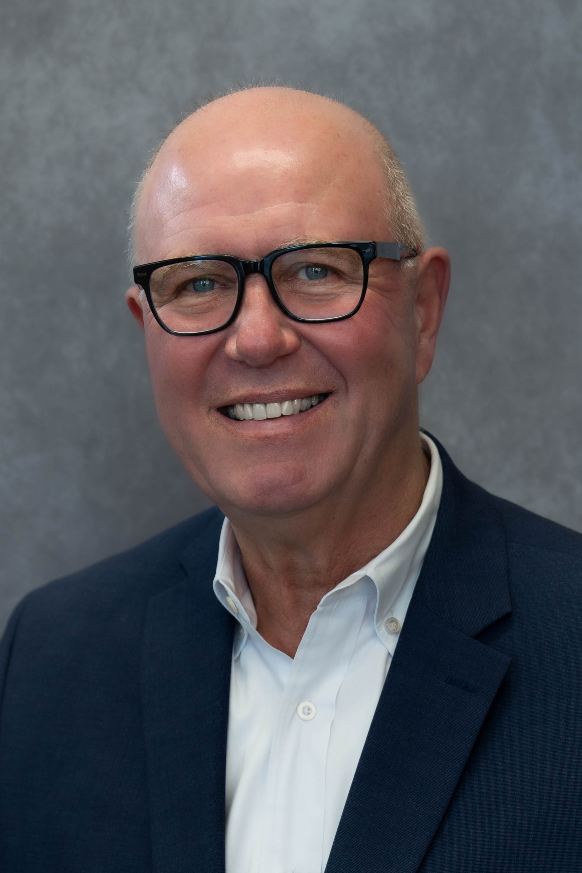 Kevin Paradis, Real Estate Agent South Windsor Coldwell Banker Realty