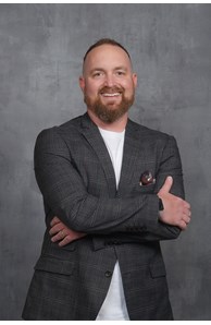Dustin Decker image