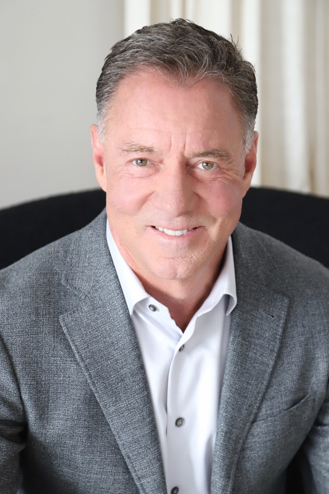 Louie Lee, Real Estate Agent Castle Rock Coldwell Banker Realty