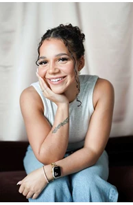 Zoey Hampton image