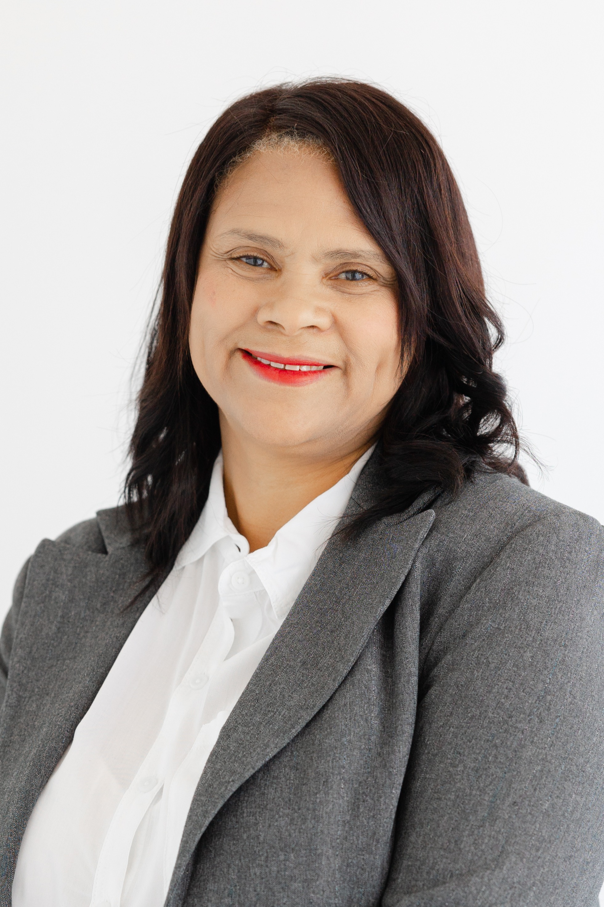 Letessa Dion, Real Estate Agent Old Saybrook Coldwell Banker Realty