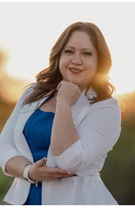 Perla Velasquez image