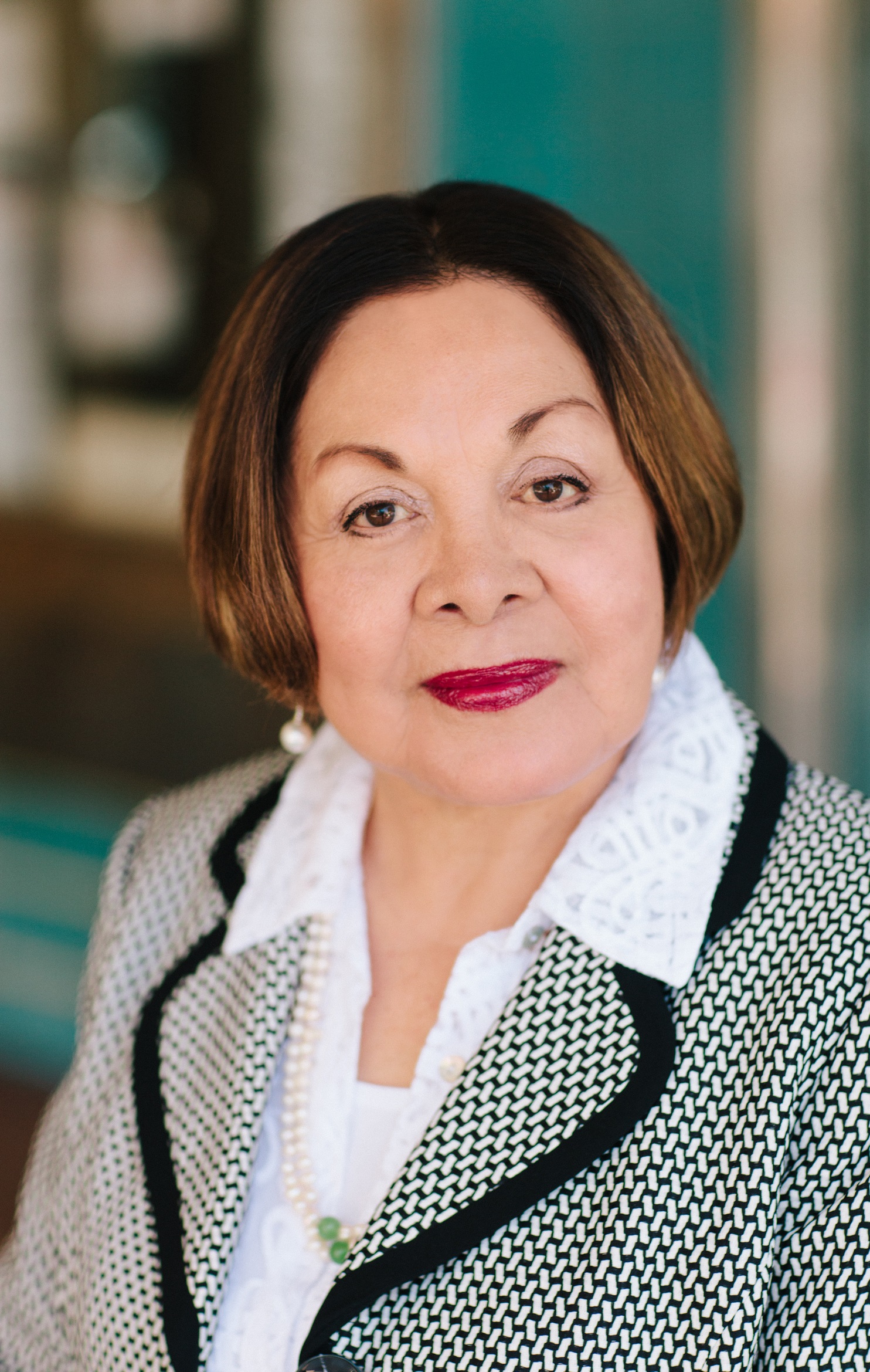 Ana Zimmank, Real Estate Agent Orinda, CA Coldwell Banker Realty