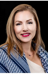 Tara Moen image
