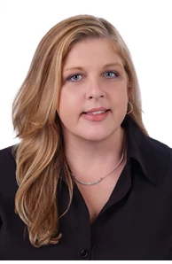Elizabeth Bouchie image