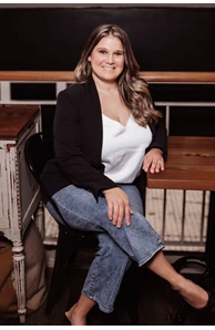 Kristen Williams image