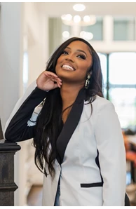 Naporsha Sharp image