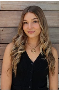 Riely Cox image