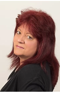 Sandra Perry image