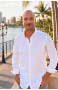 Alex Duhamel image