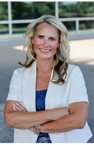 Tara Doshier image