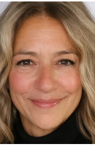 Mia Schipani image