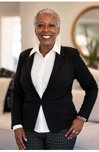 Chandra Bailey image
