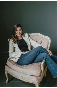 Tricia Shirley image