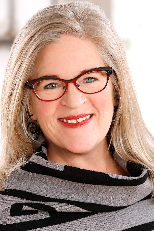 Lisa Siebenaler, Real Estate Agent Lakeville, MN Coldwell Banker Realty