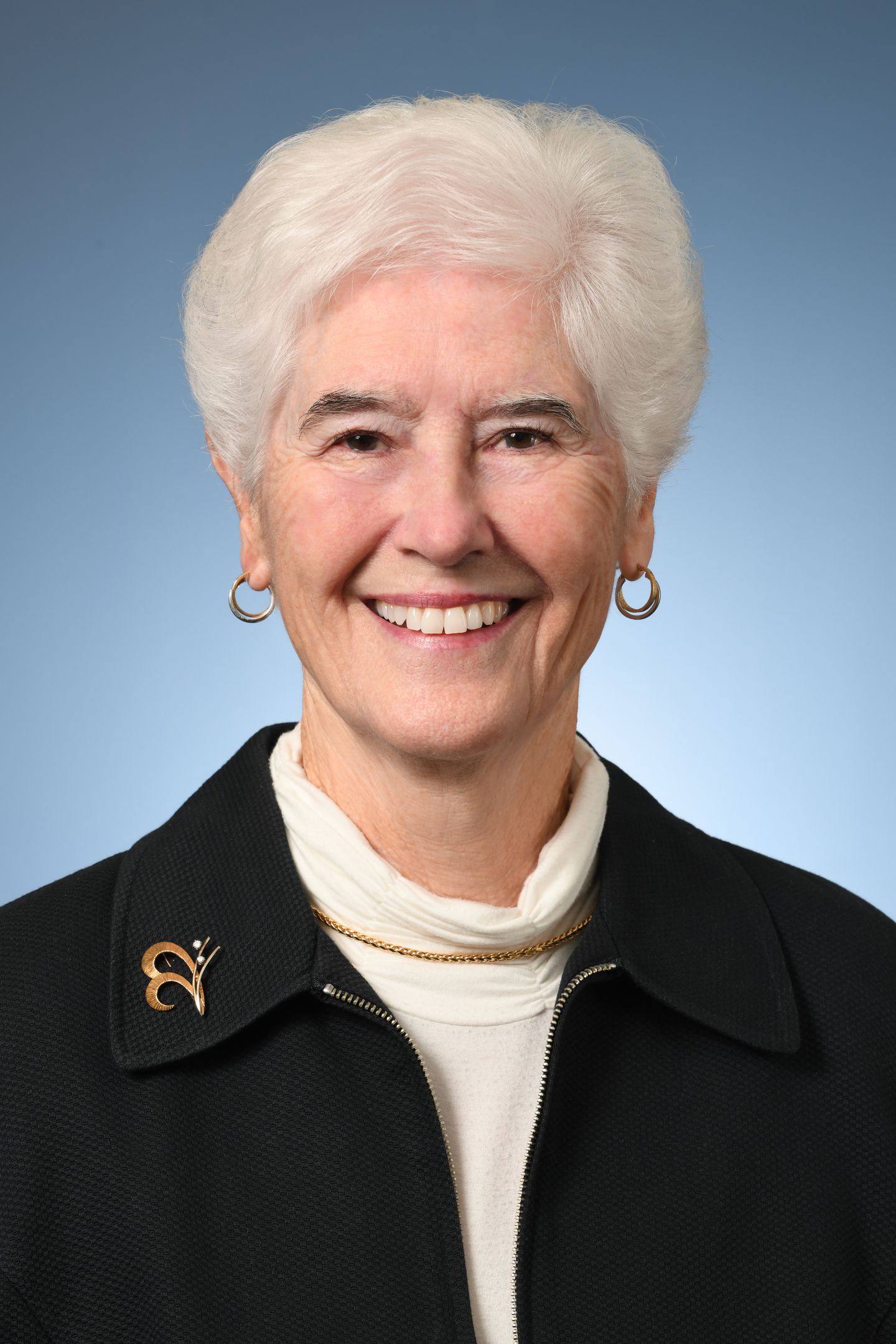 Vicky Hall, Real Estate Agent Cincinnati, OH Coldwell Banker Realty