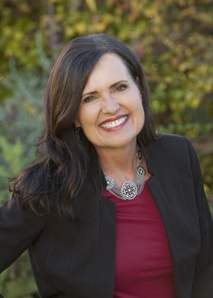 Cindy Lee, Real Estate Agent Santa Rosa, CA Coldwell Banker Realty