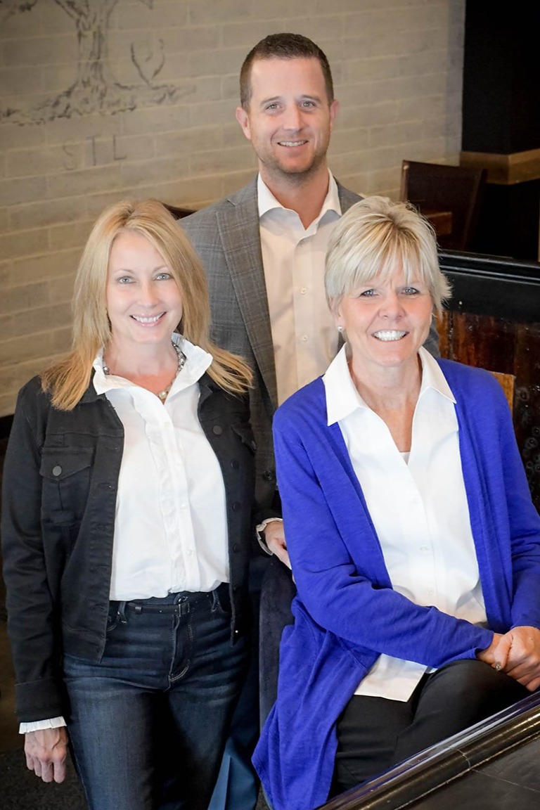 Angie Nichols, Real Estate Agent Chesterfield, MO Coldwell Banker RealtyGundaker