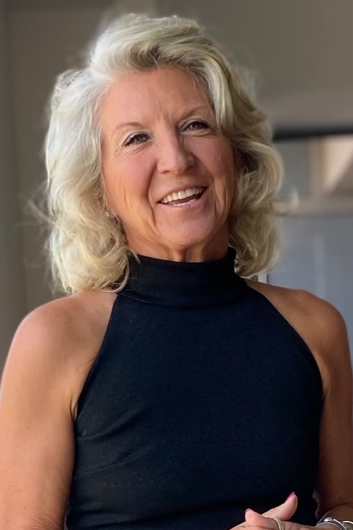 Deb Murphy, Real Estate Agent Mequon, WI Coldwell Banker Realty