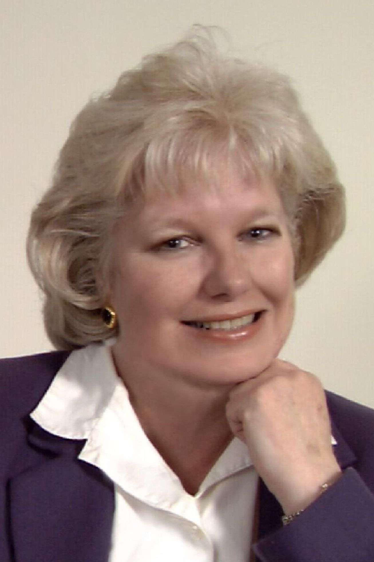 Sue Causey, Real Estate Agent Racine, WI Coldwell Banker Realty