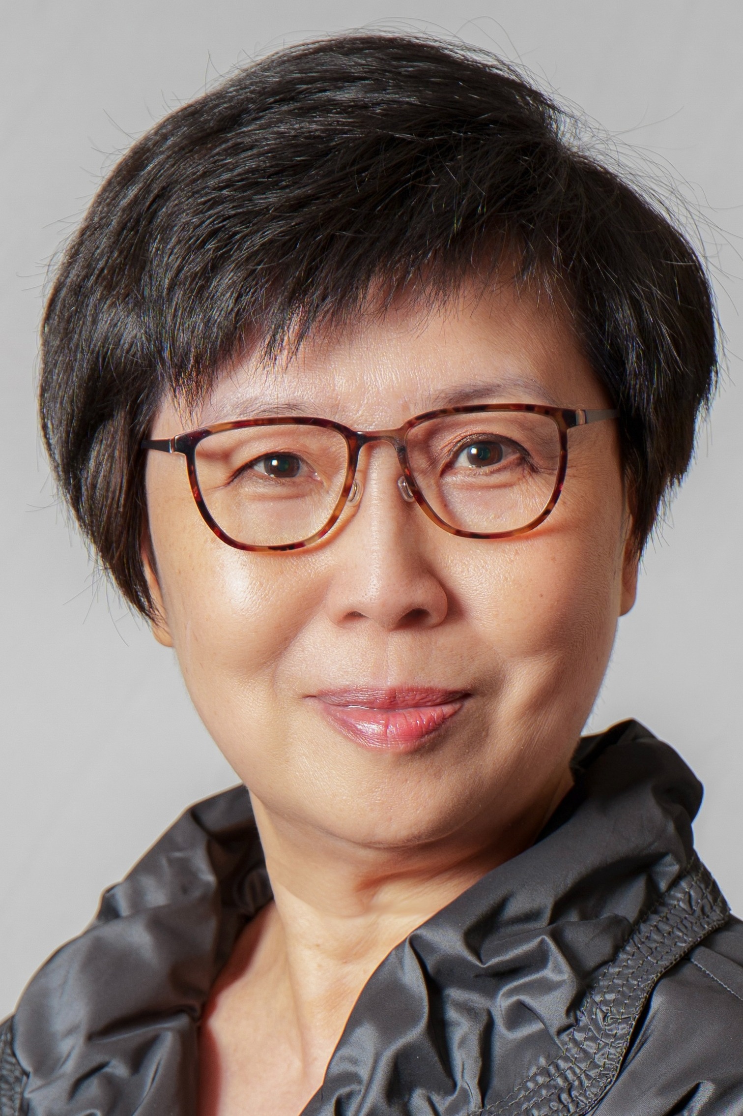 Yvonne Wong, Real Estate Agent Fort Lee, NJ Coldwell Banker Realty