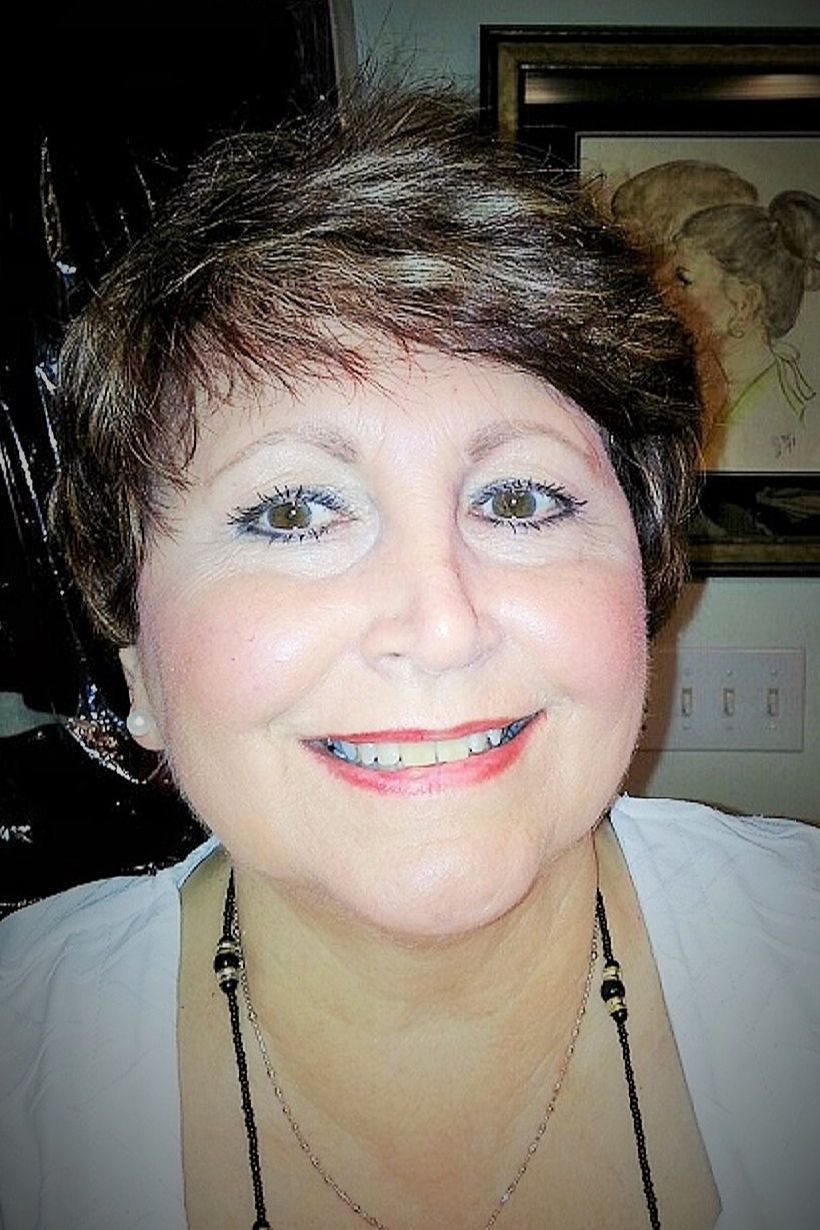 Darlene Creaturo, Real Estate Agent Mt Pleasant, SC Coldwell Banker Realty