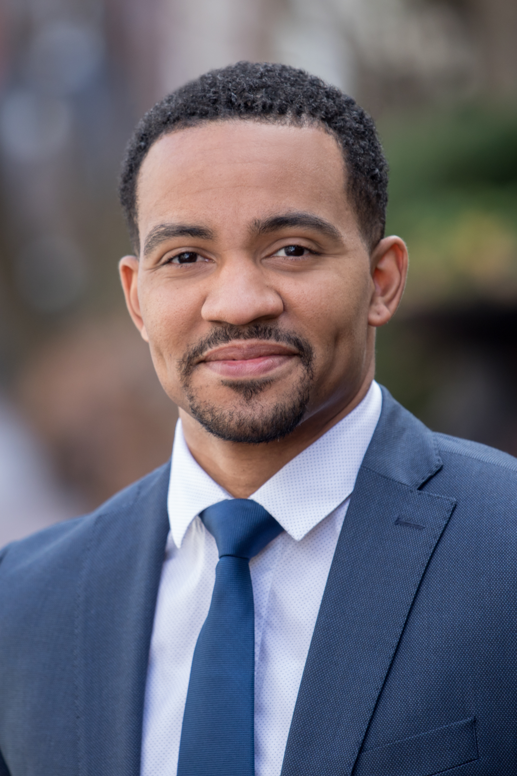 Carl Robinson, Real Estate Agent Washington, DC Coldwell Banker Realty