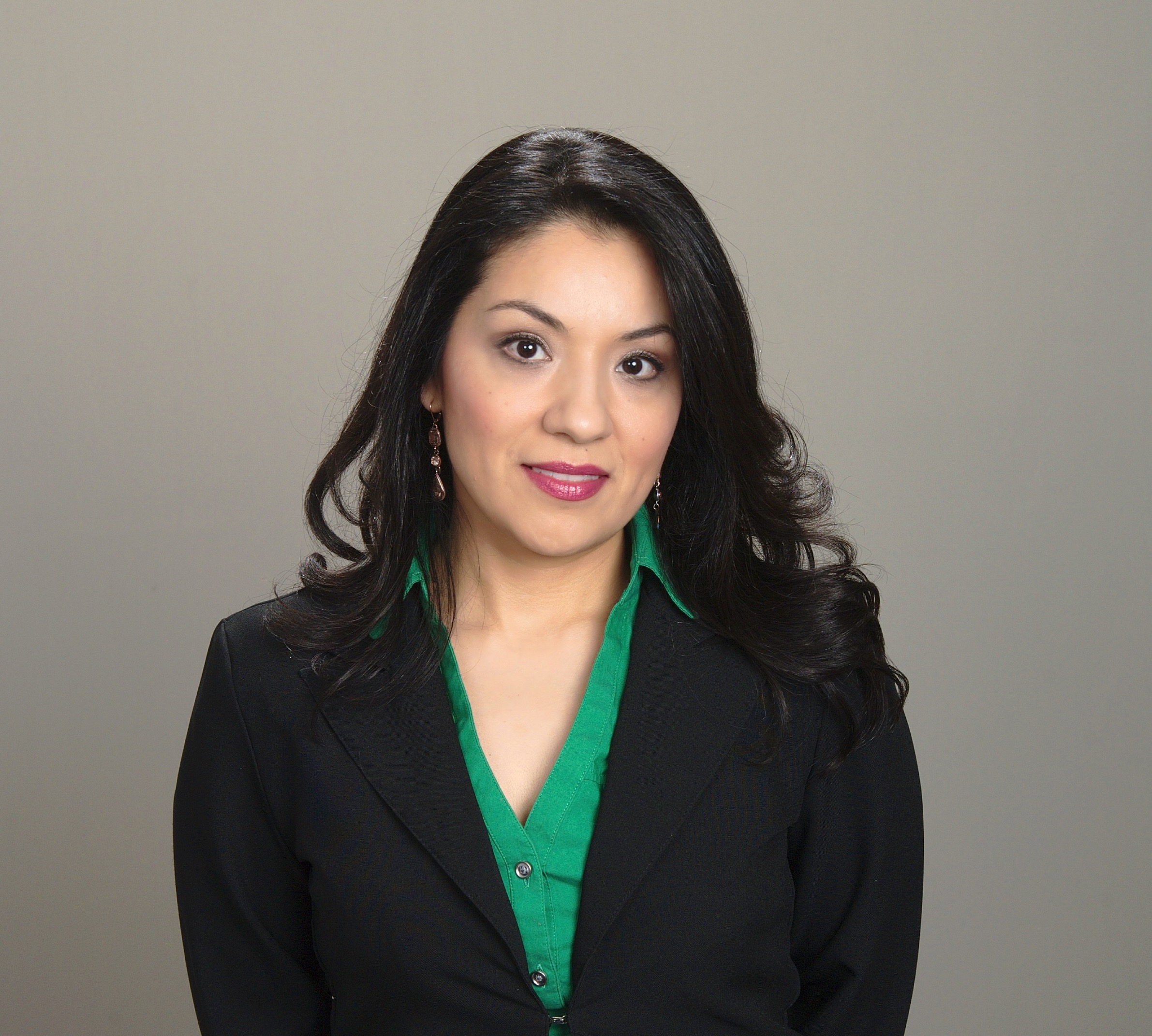 Apolonia Meza, Real Estate Agent Elmhurst Coldwell Banker Realty