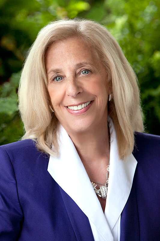 Babs Danhoff, Real Estate Agent Wheaton Coldwell Banker Realty