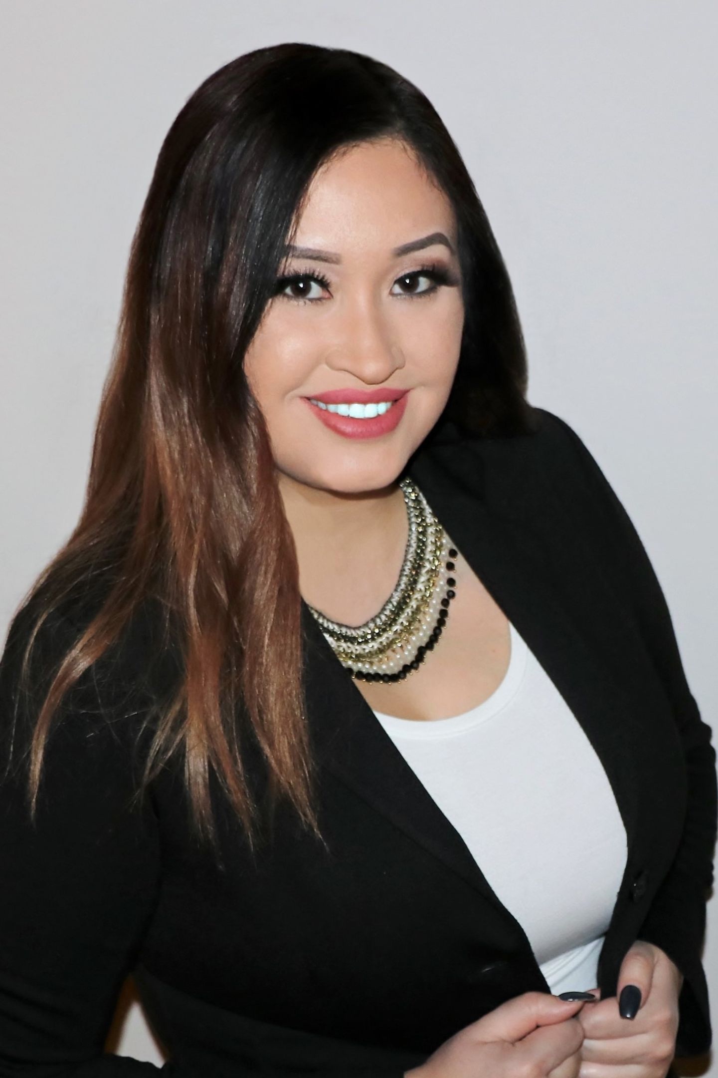 Liz Gonzalez, Real Estate Agent Wheaton, IL Coldwell Banker