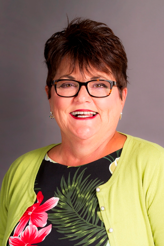 Debra Bednarowicz, Real Estate Agent Wheaton Coldwell Banker Realty