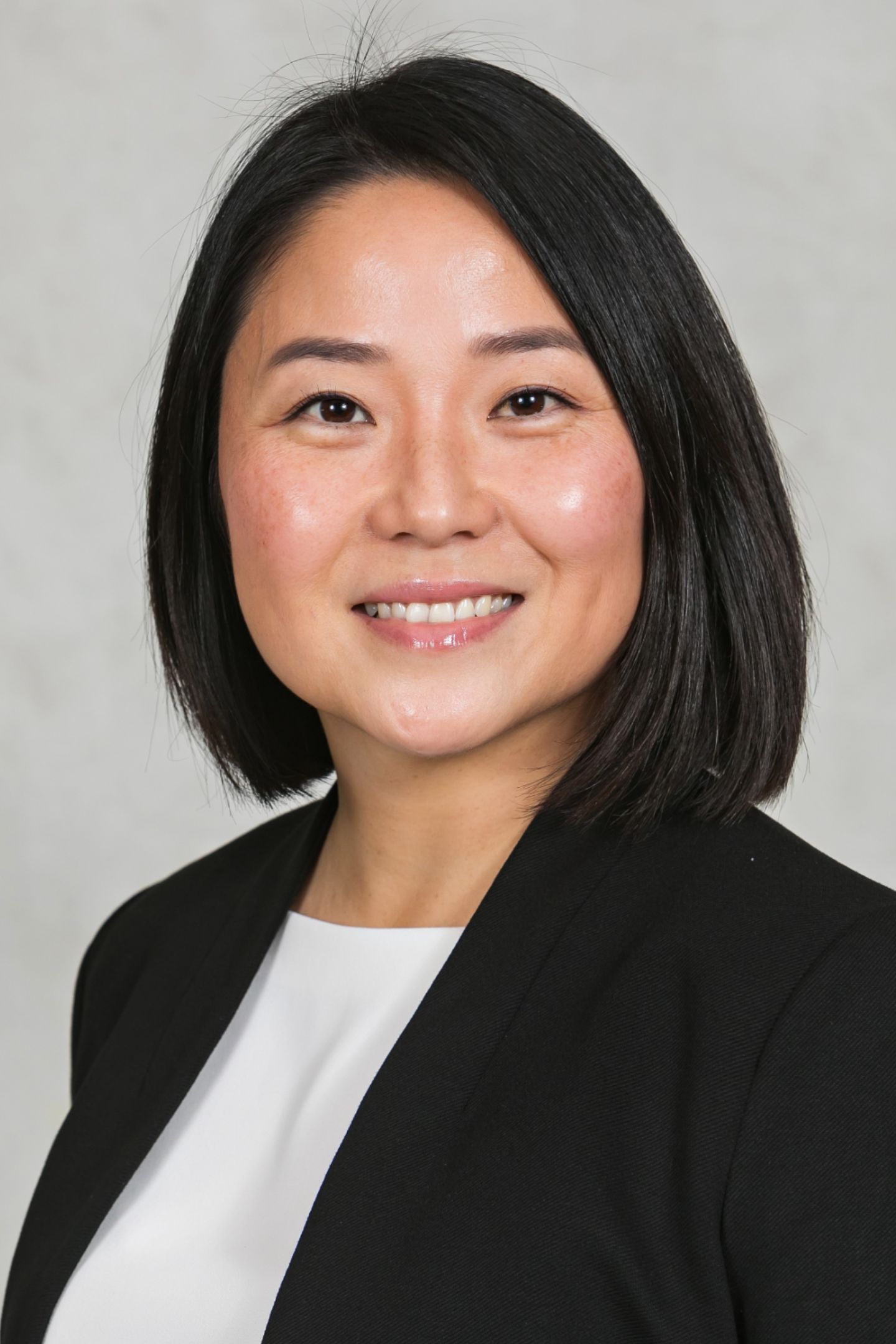 Sally LeeZhao, Real Estate Agent Northbrook, IL Coldwell Banker