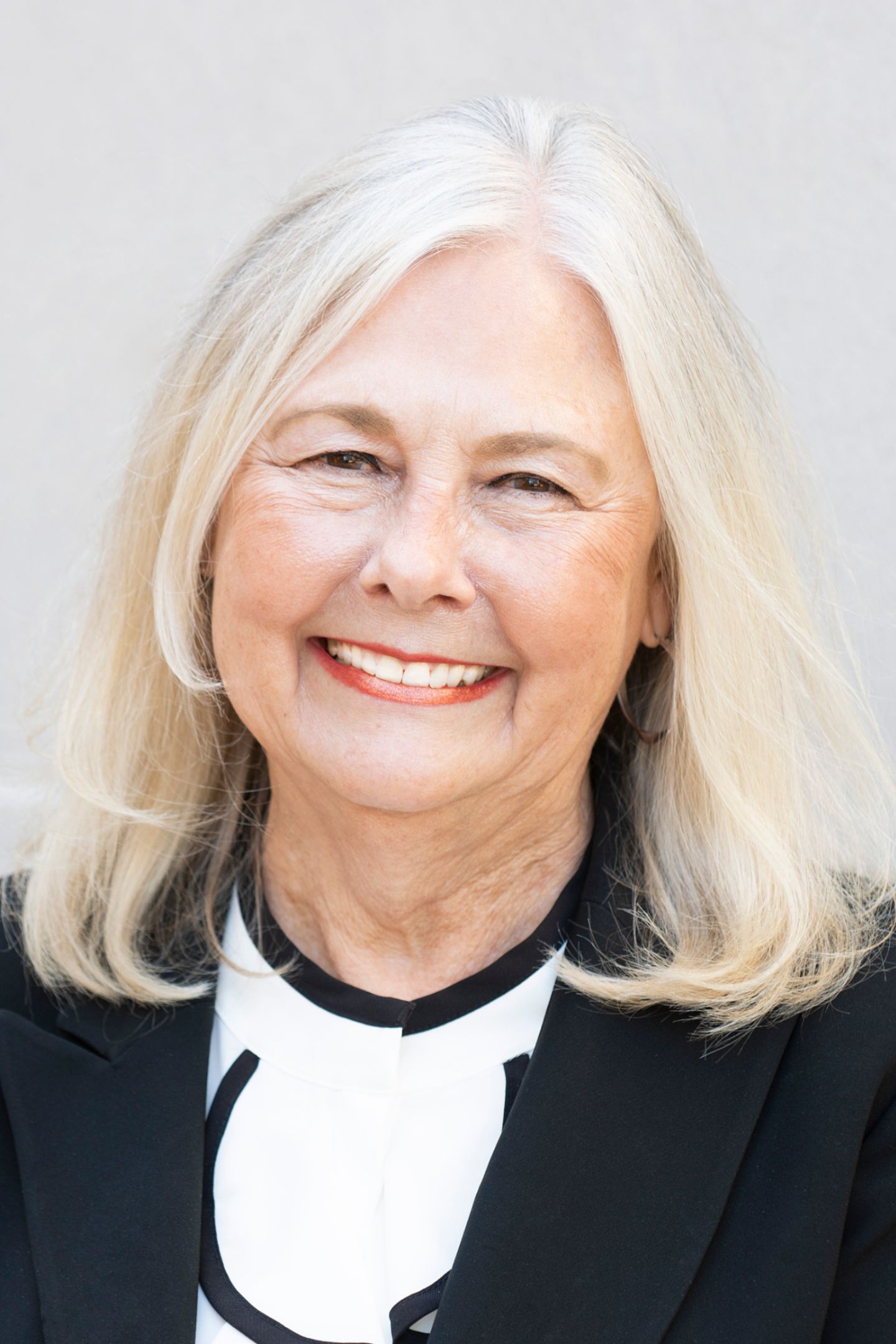 Cheryl Holm, Real Estate Agent Evanston, IL Coldwell Banker Realty