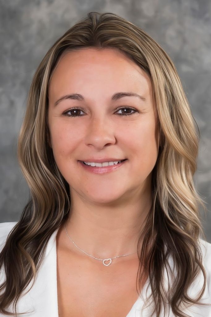 Alyssa Soto, Real Estate Agent Milwaukee, WI Coldwell Banker Realty