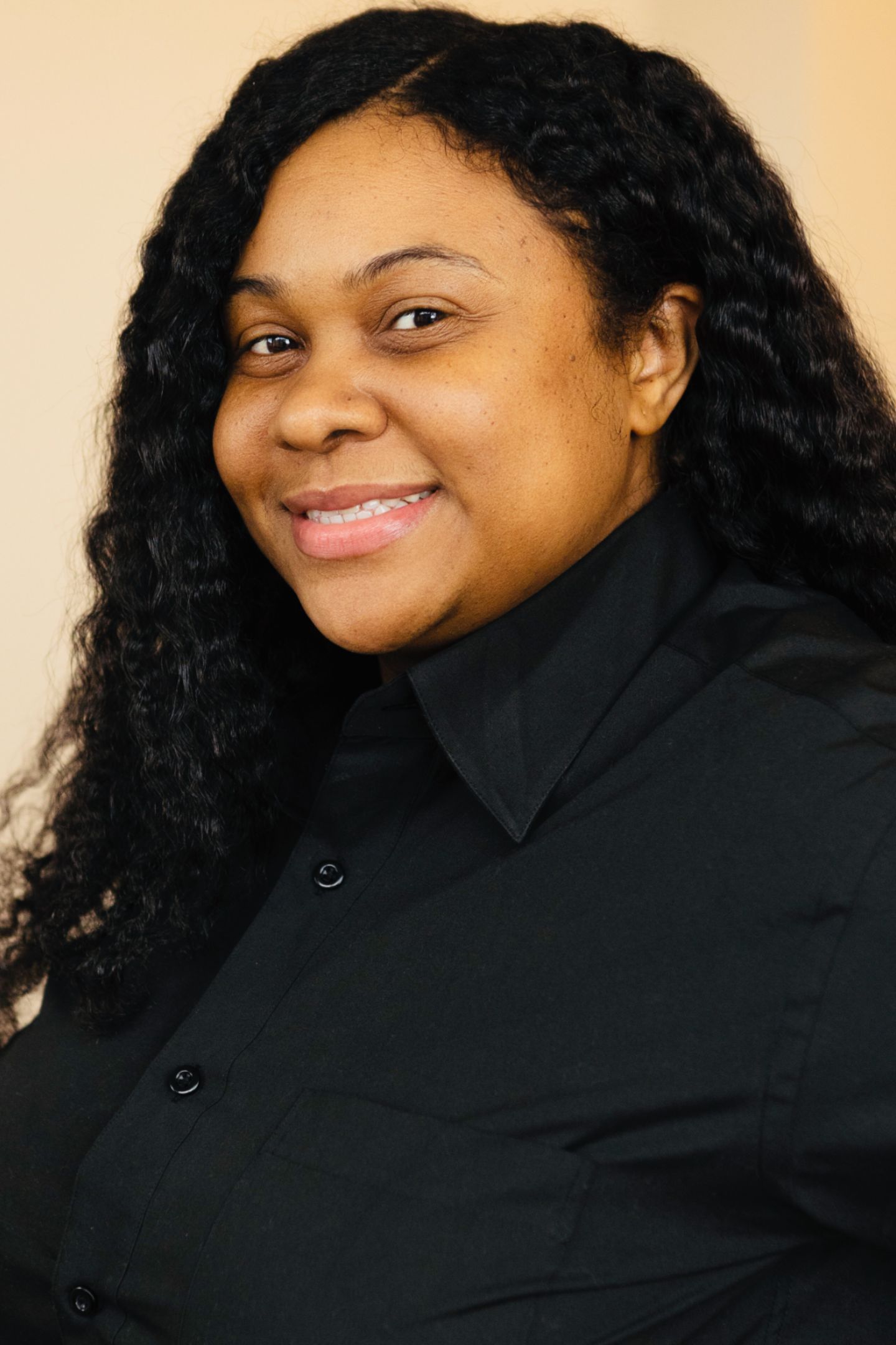 Kiara Vaughn, Real Estate Agent Chicago, IL Coldwell Banker Realty