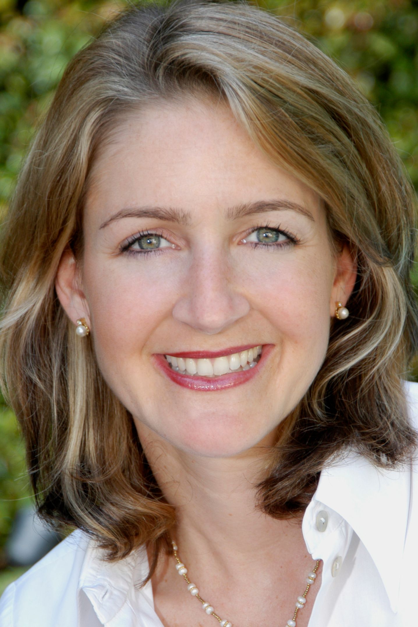 Anne Loveland, Real Estate Agent Los Angeles, CA Coldwell Banker Realty