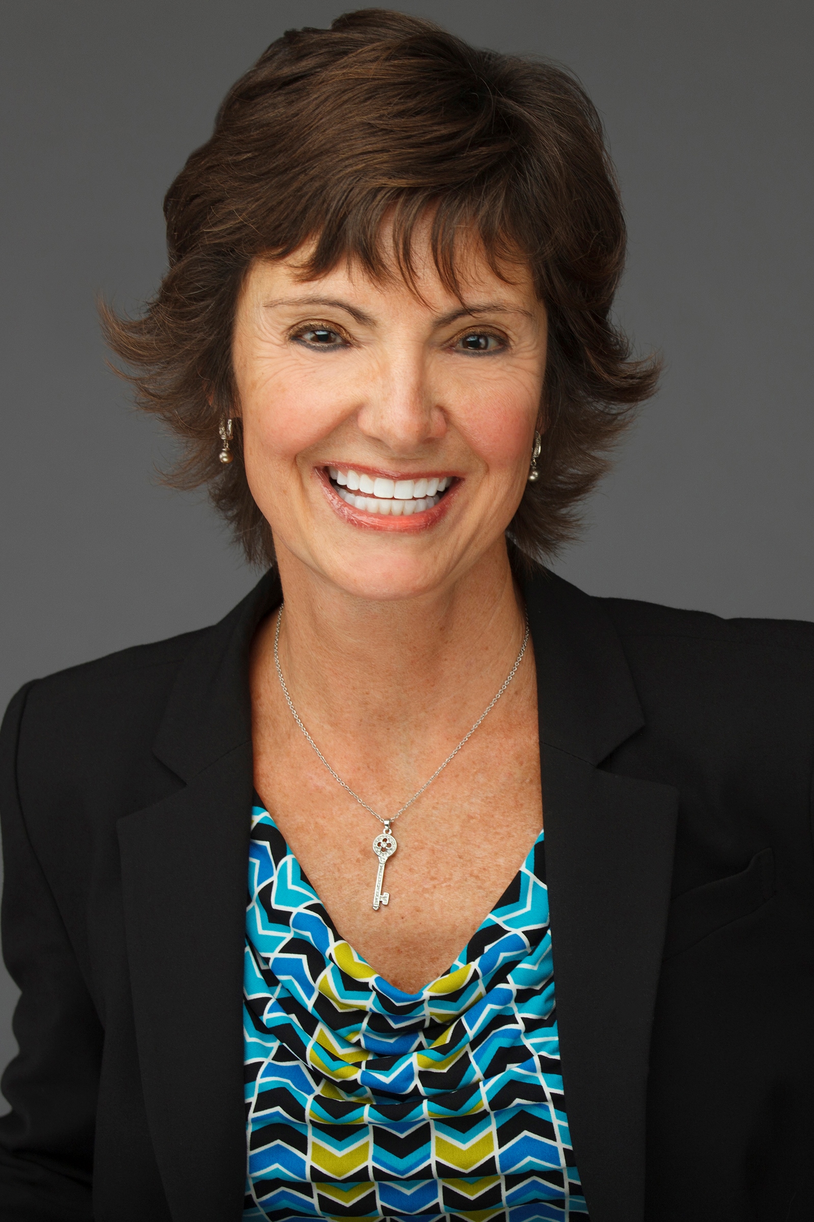 Lorraine Cimusz, Real Estate Agent Rancho Santa Fe, CA Coldwell