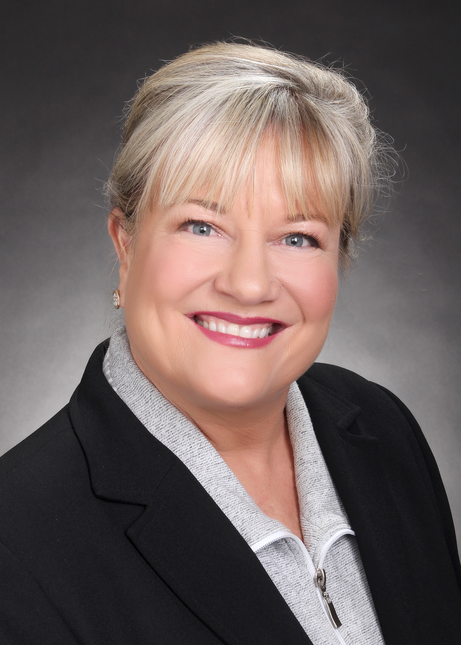 Louise Fuller, Real Estate Agent Palm Desert, CA Coldwell Banker Realty