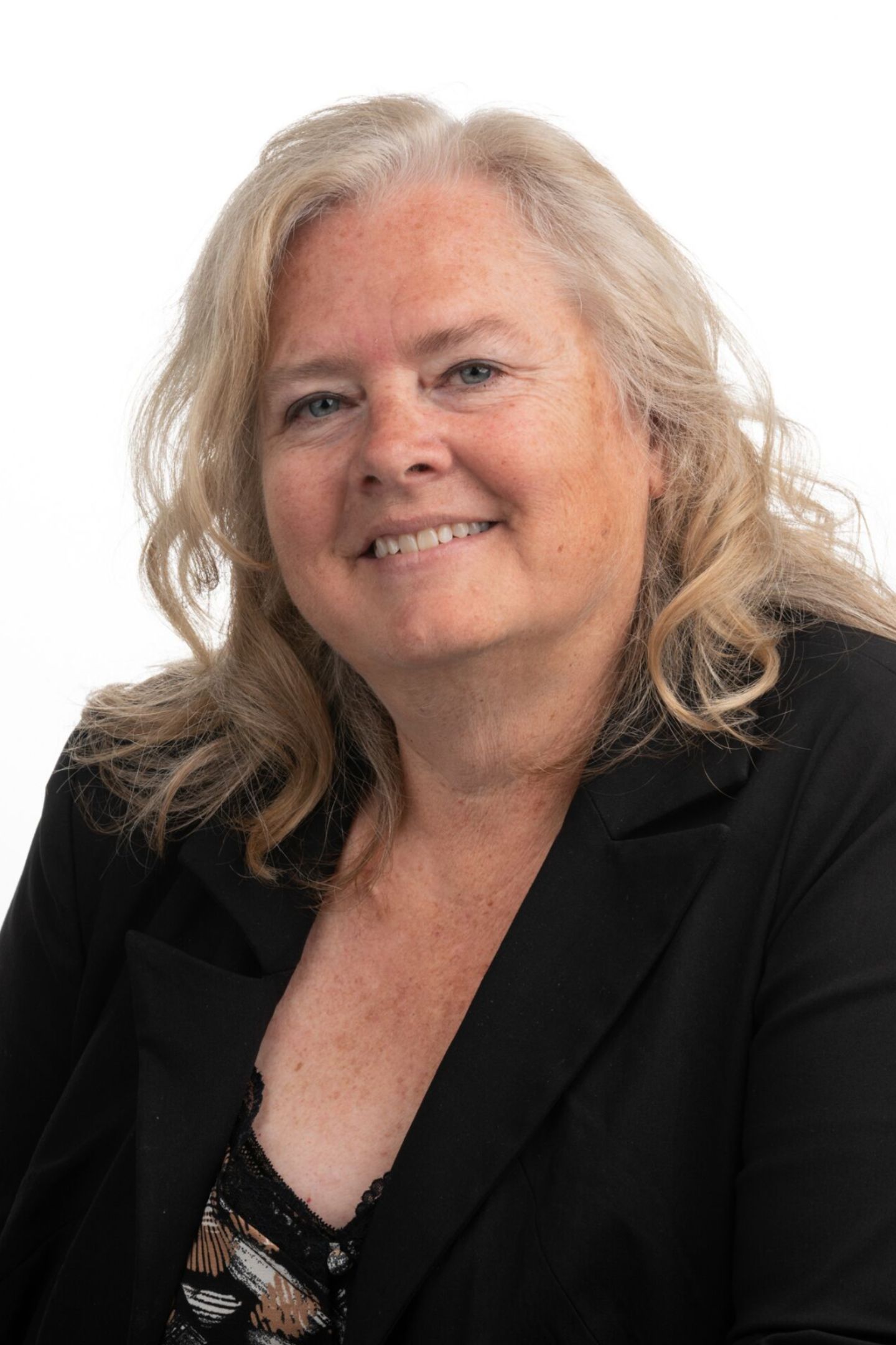 Tanya Bugbee, Real Estate Agent Carlsbad, CA Coldwell Banker