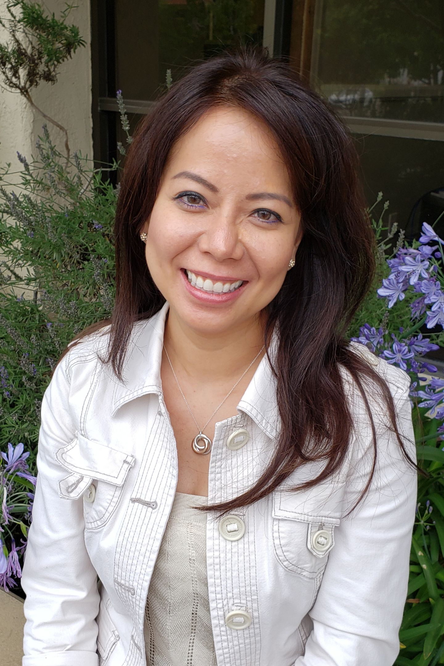 Cynthia Lee, Real Estate Agent Westlake Village, CA Coldwell Banker