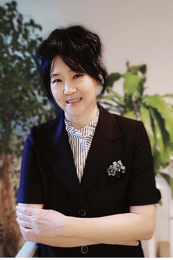 Anna Ahn, Real Estate Agent Los Angeles, CA Coldwell Banker Realty