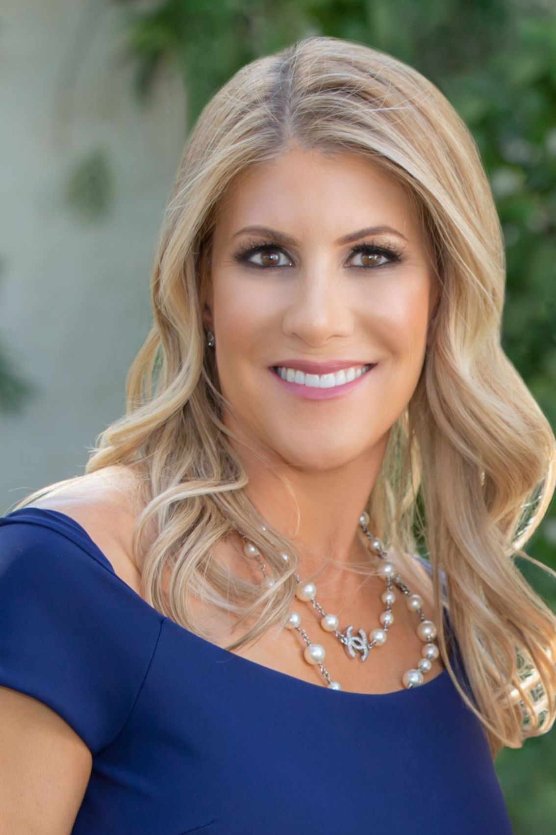 Shellee Dyne, Real Estate Agent Calabasas, CA Coldwell Banker Realty