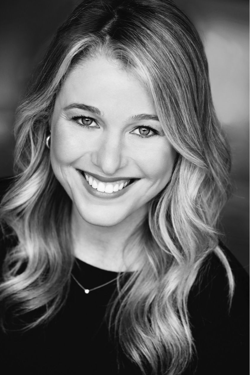 Asia Perron, Real Estate Agent Calabasas Coldwell Banker Realty