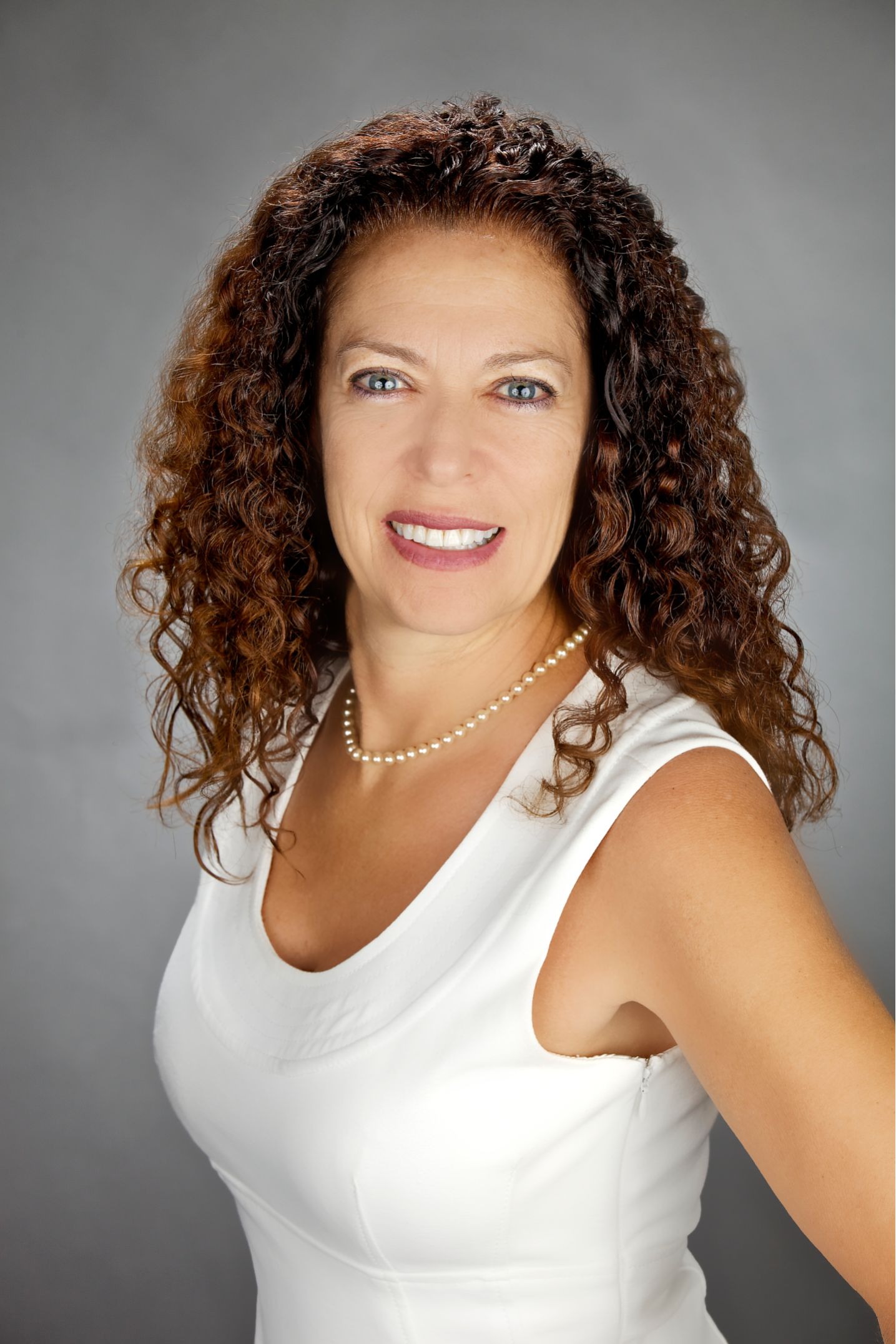 Tatiana Tomacelli, Real Estate Agent San Diego, CA Coldwell Banker